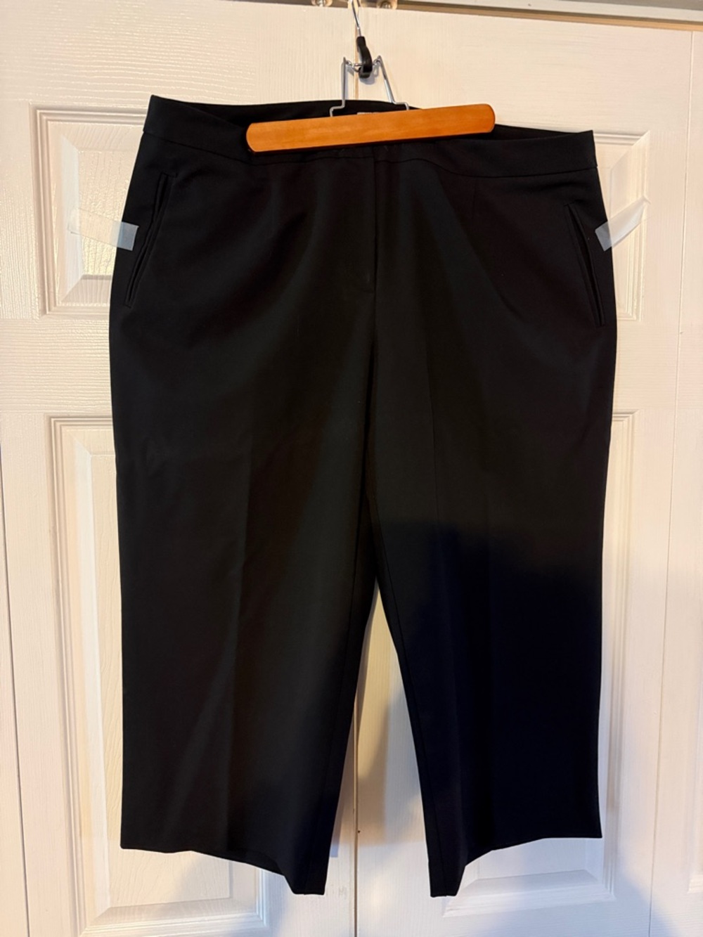 dressbarn Black Cropped Pull-On Dress Pants